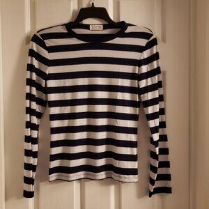 3/$10 SEE MEASUREMENTS Navy Blue White Nautical Striped Top Long Sleeved T-shirt